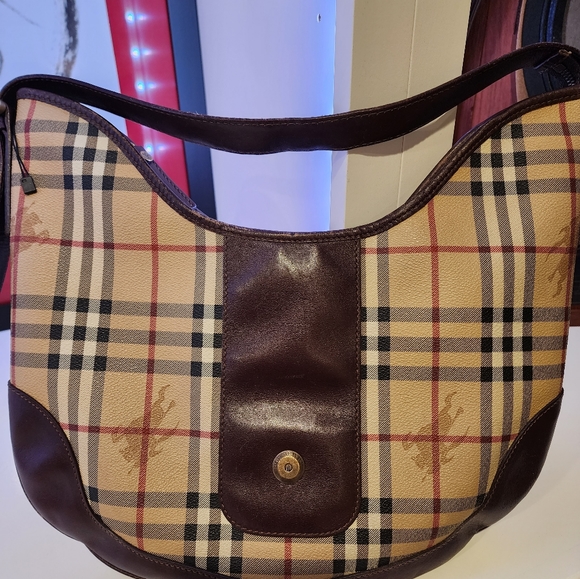 Burberry satchel - Picture 1 of 12